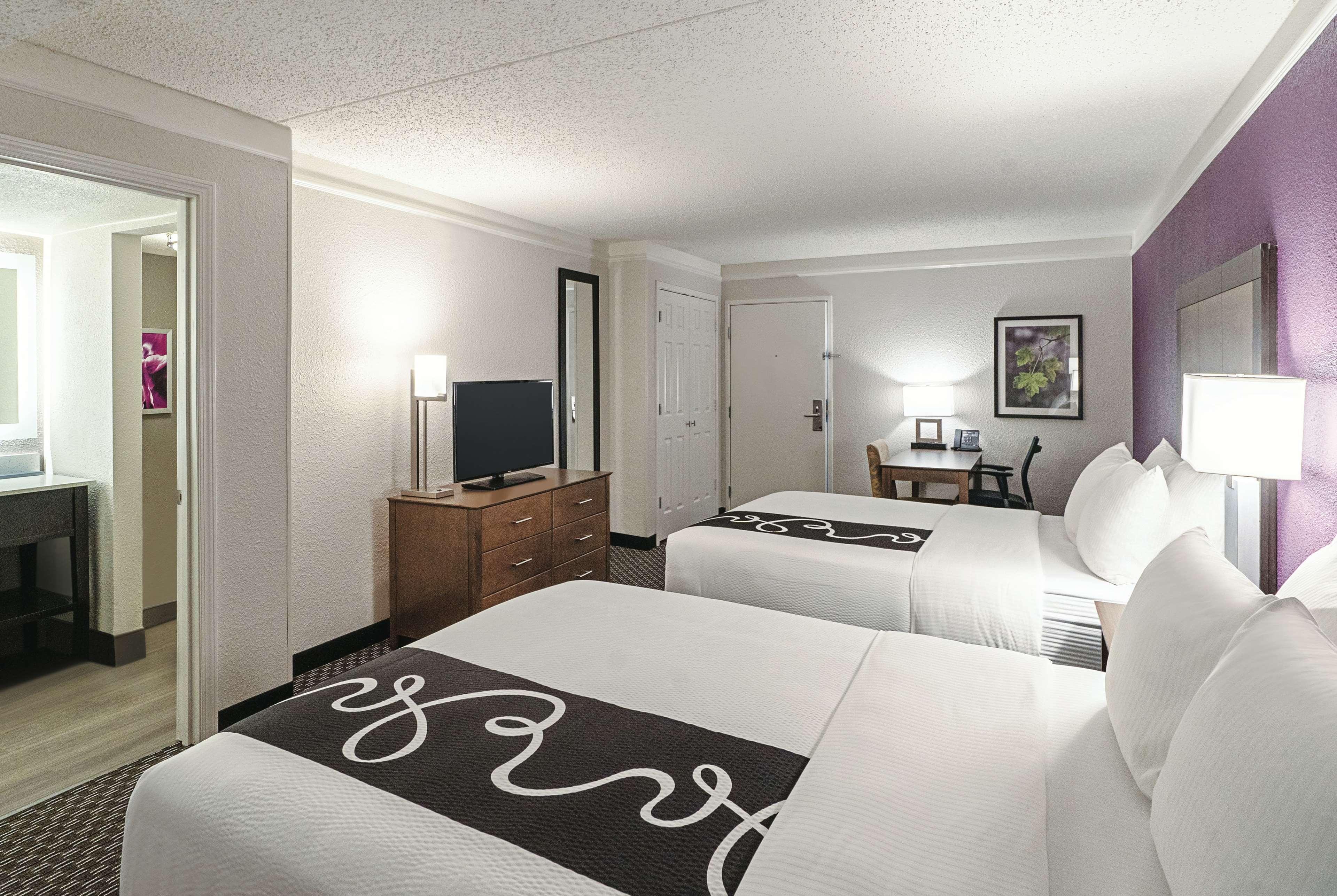 Готель La Quinta By Wyndham Lubbock West Medical Center Екстер'єр фото
