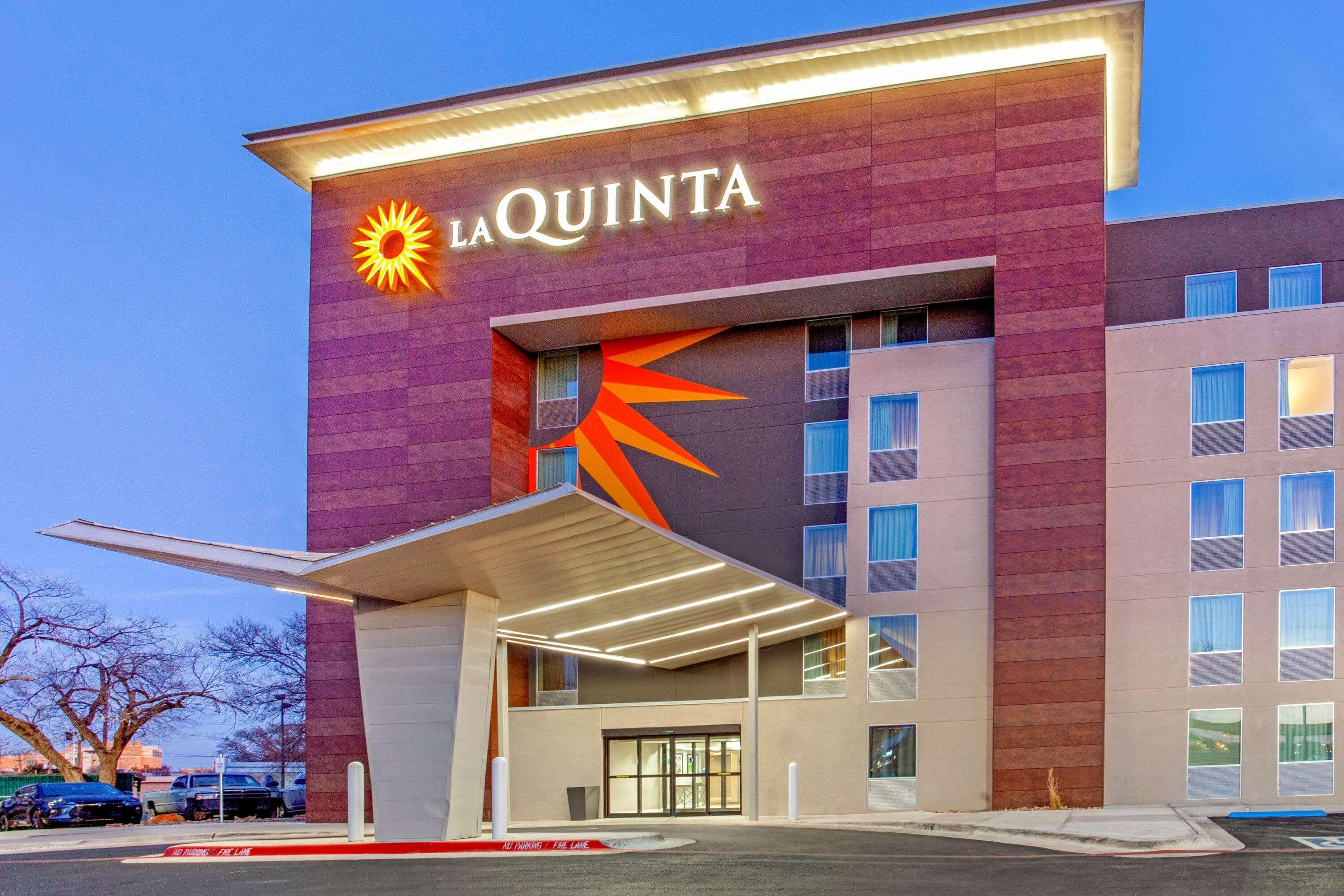 Готель La Quinta By Wyndham Lubbock West Medical Center Екстер'єр фото