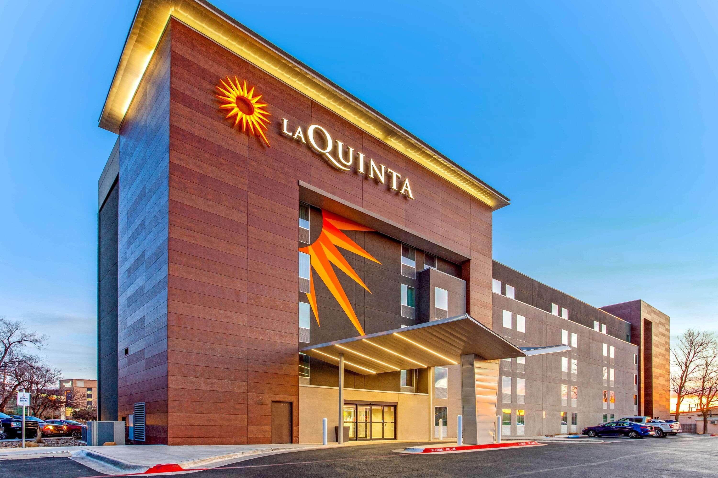Готель La Quinta By Wyndham Lubbock West Medical Center Екстер'єр фото