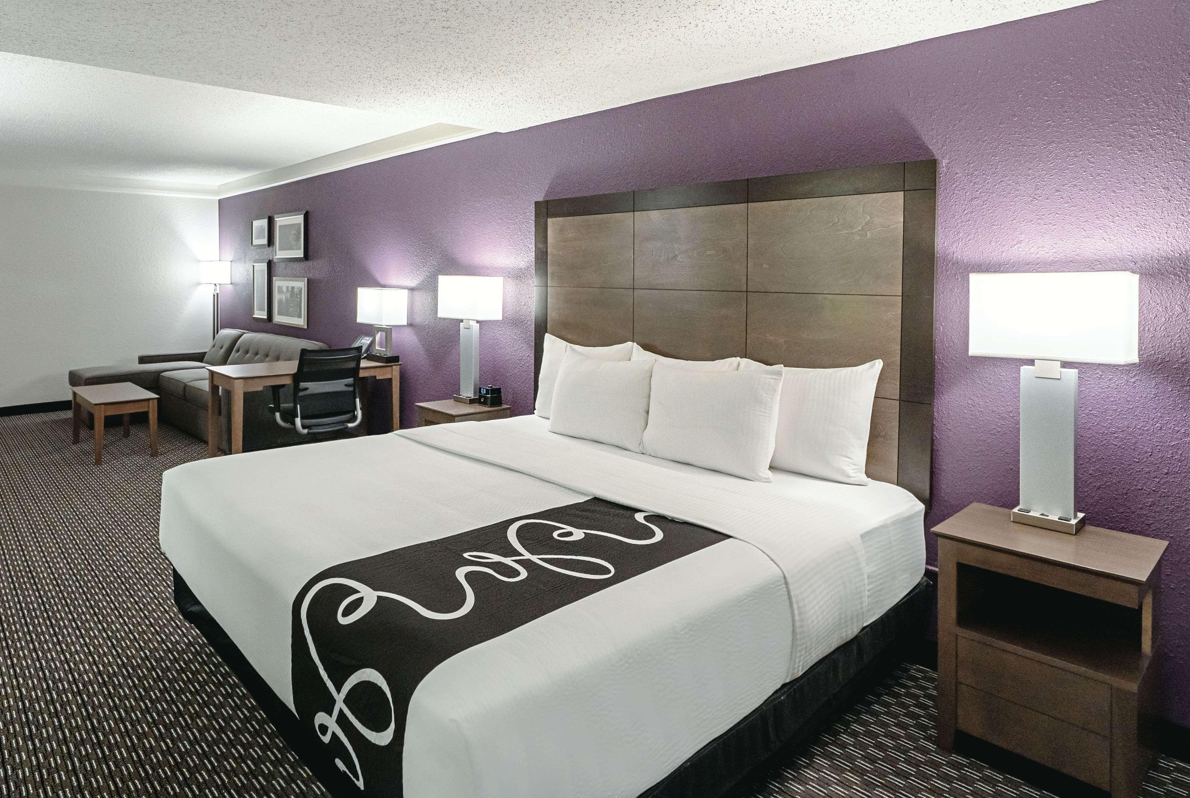 Готель La Quinta By Wyndham Lubbock West Medical Center Екстер'єр фото