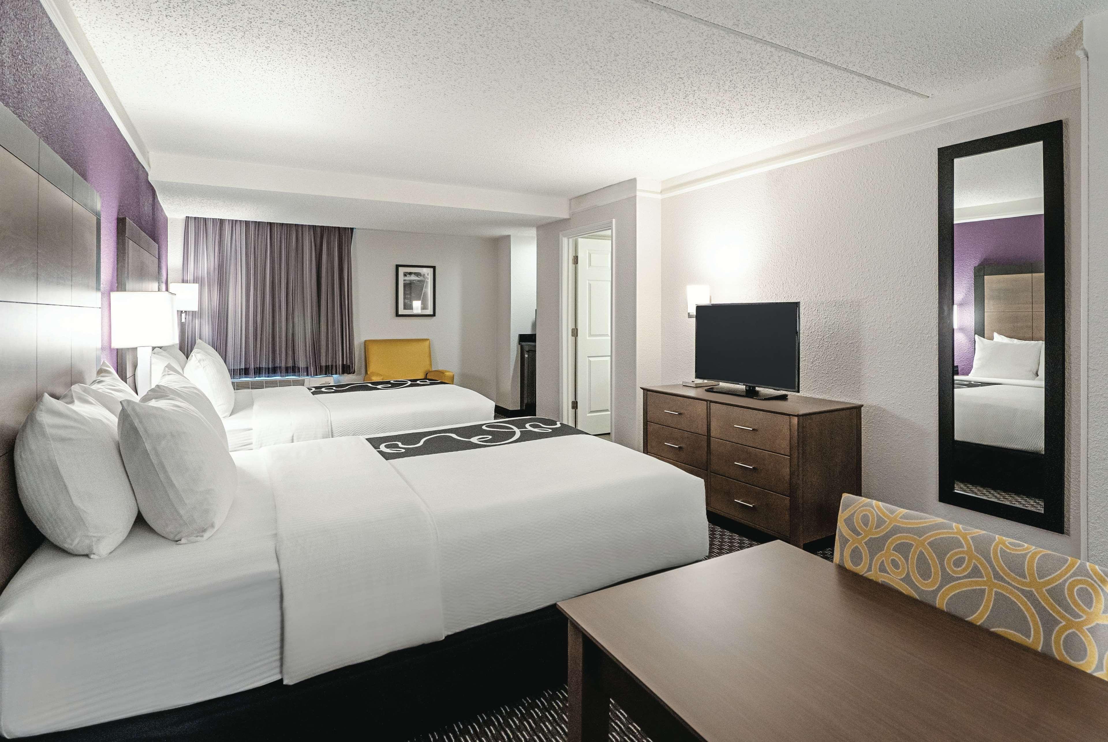 Готель La Quinta By Wyndham Lubbock West Medical Center Екстер'єр фото
