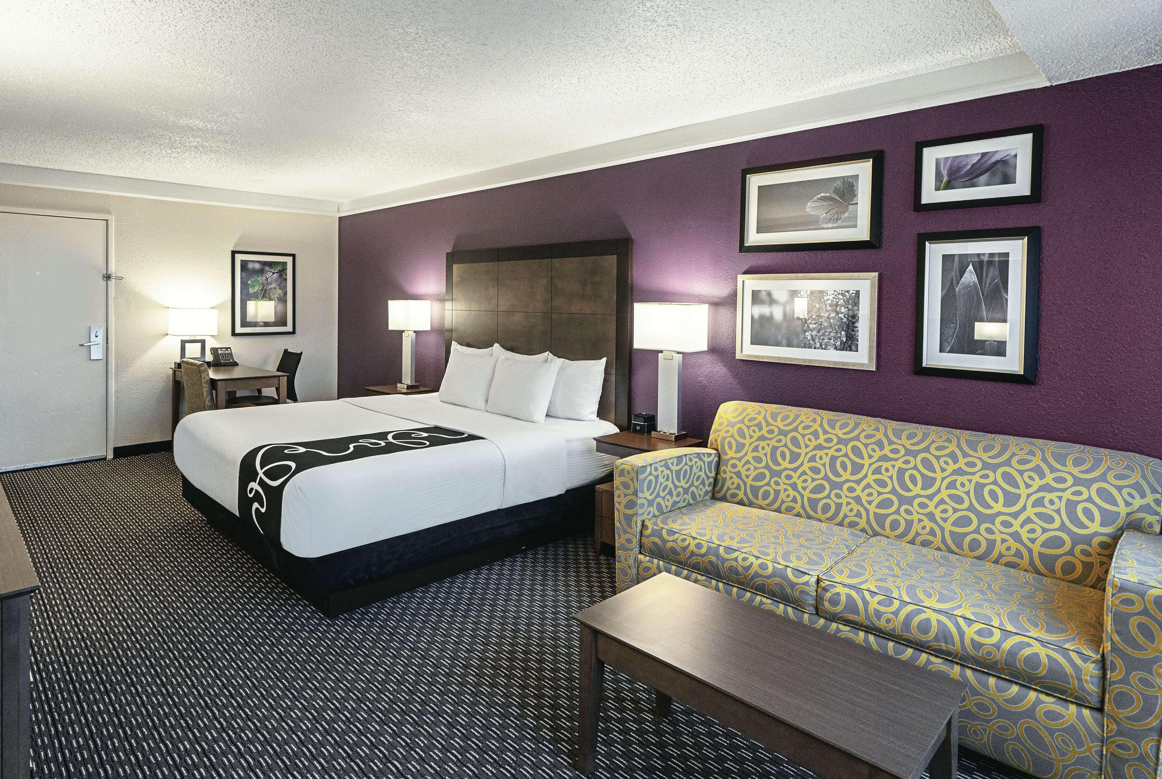 Готель La Quinta By Wyndham Lubbock West Medical Center Екстер'єр фото