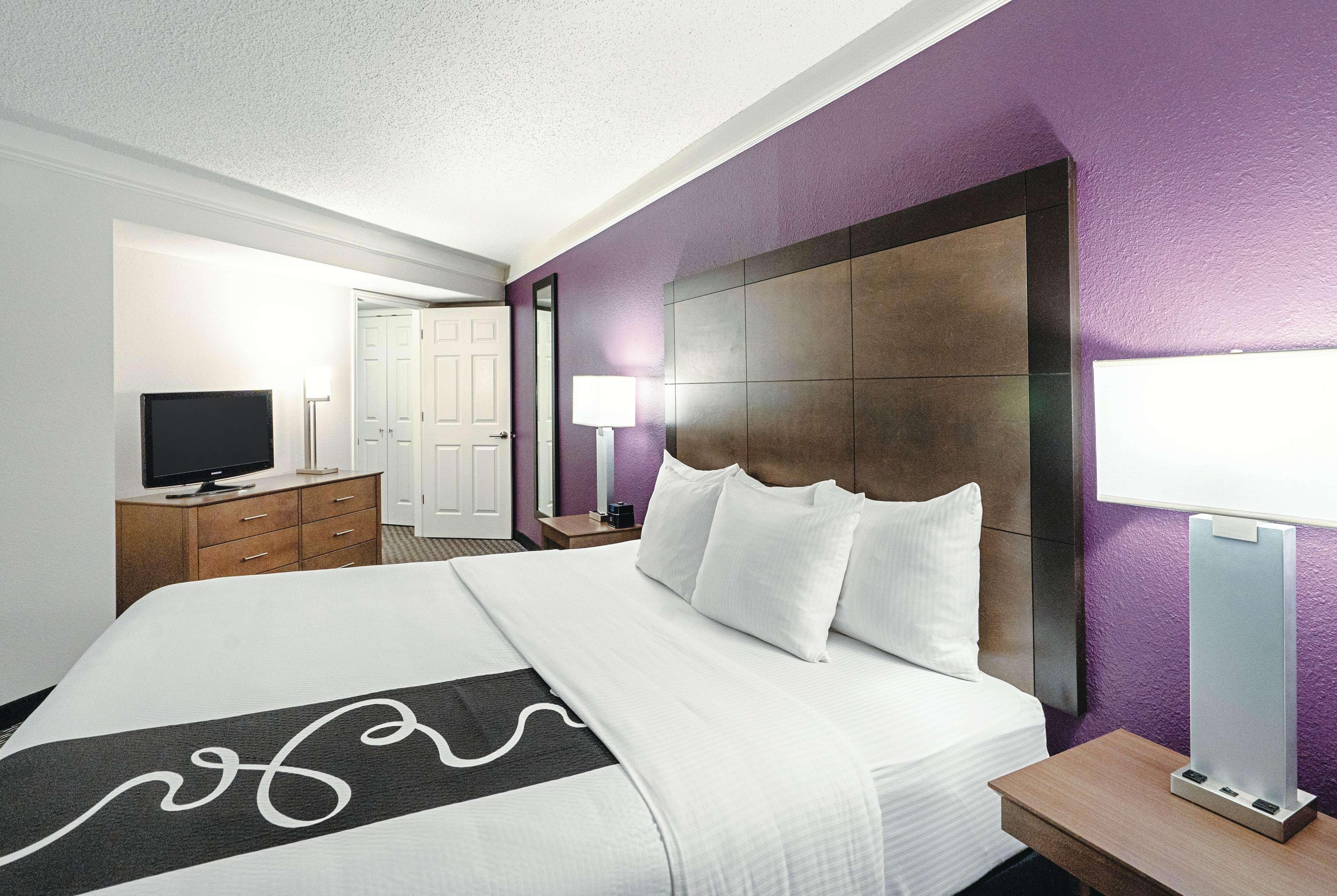 Готель La Quinta By Wyndham Lubbock West Medical Center Екстер'єр фото