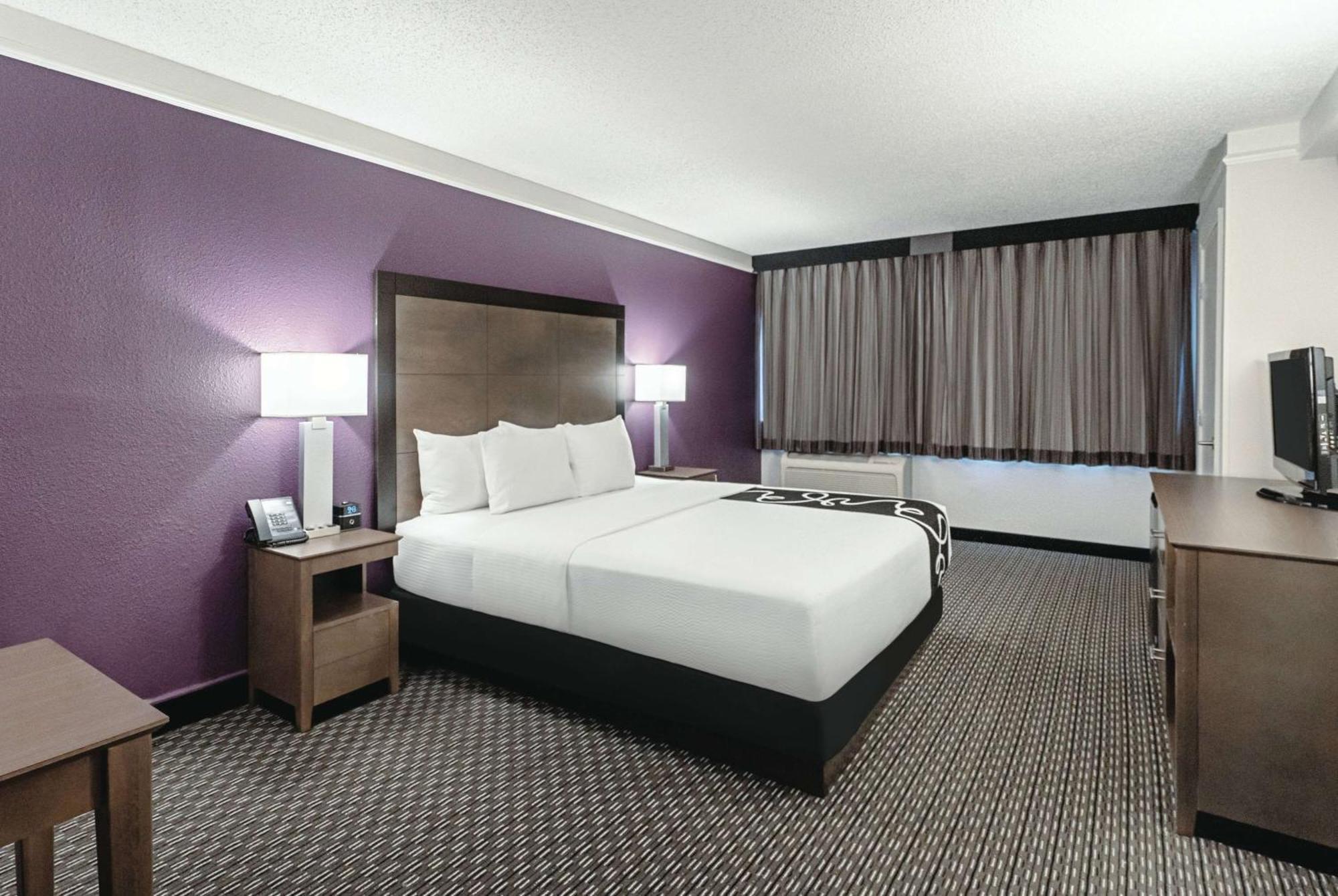 Готель La Quinta By Wyndham Lubbock West Medical Center Екстер'єр фото