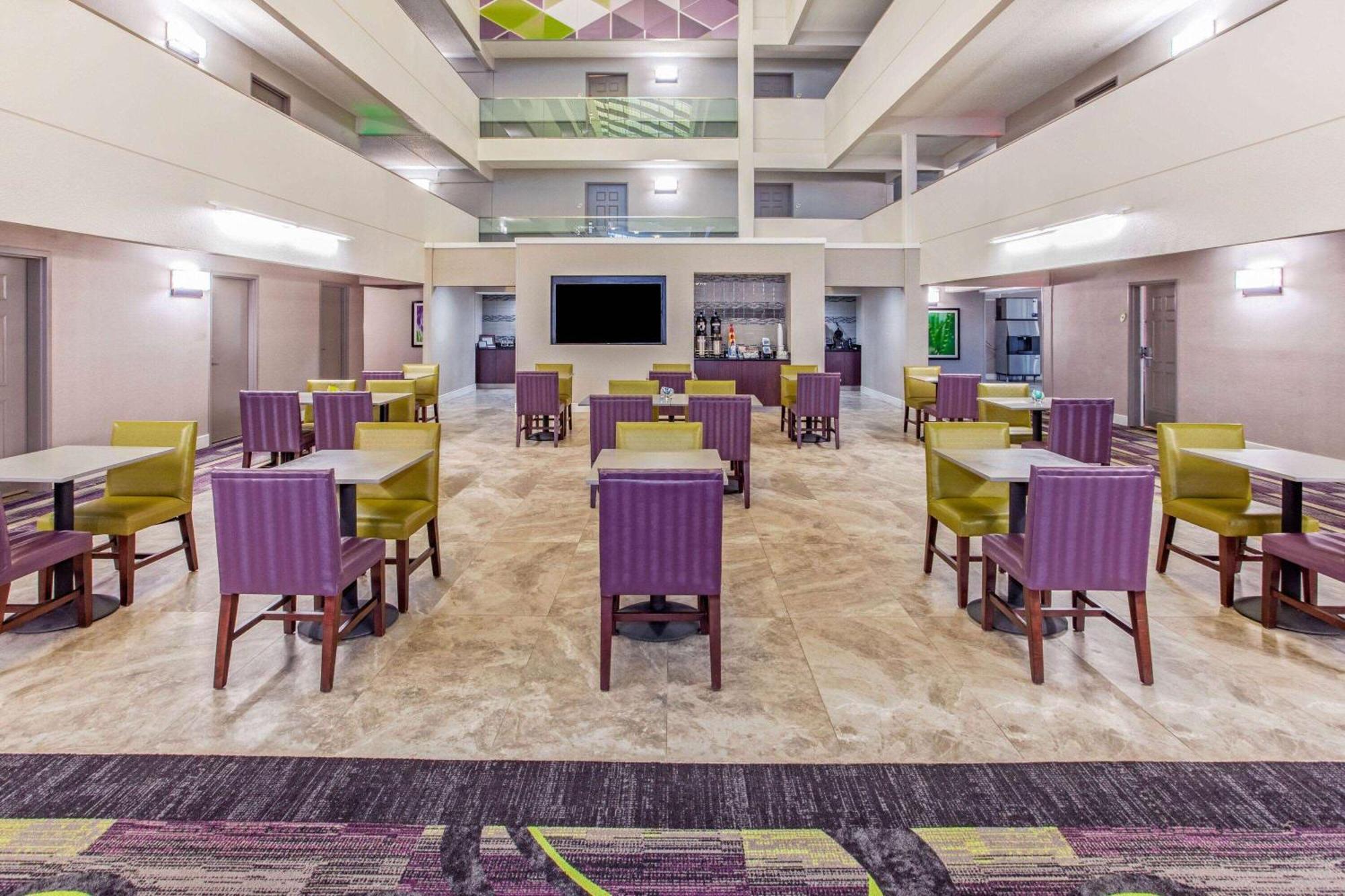 Готель La Quinta By Wyndham Lubbock West Medical Center Екстер'єр фото